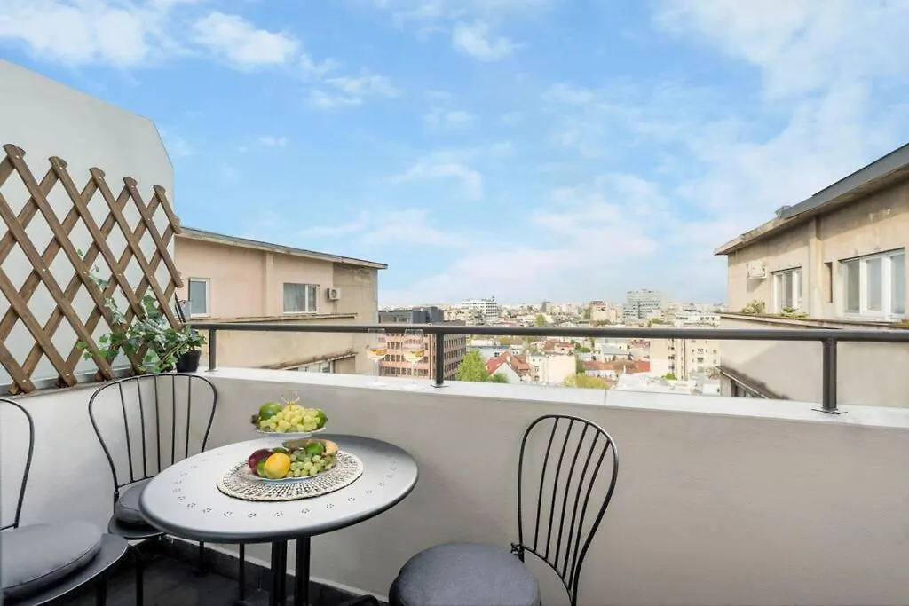 부쿠레슈티 Superb Views 3Br Midtown Flat - 3 Balconies 아파트